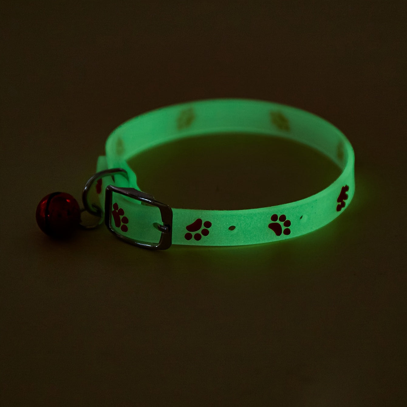 Glow-in-the-Dark Cat Collar | Product Universal