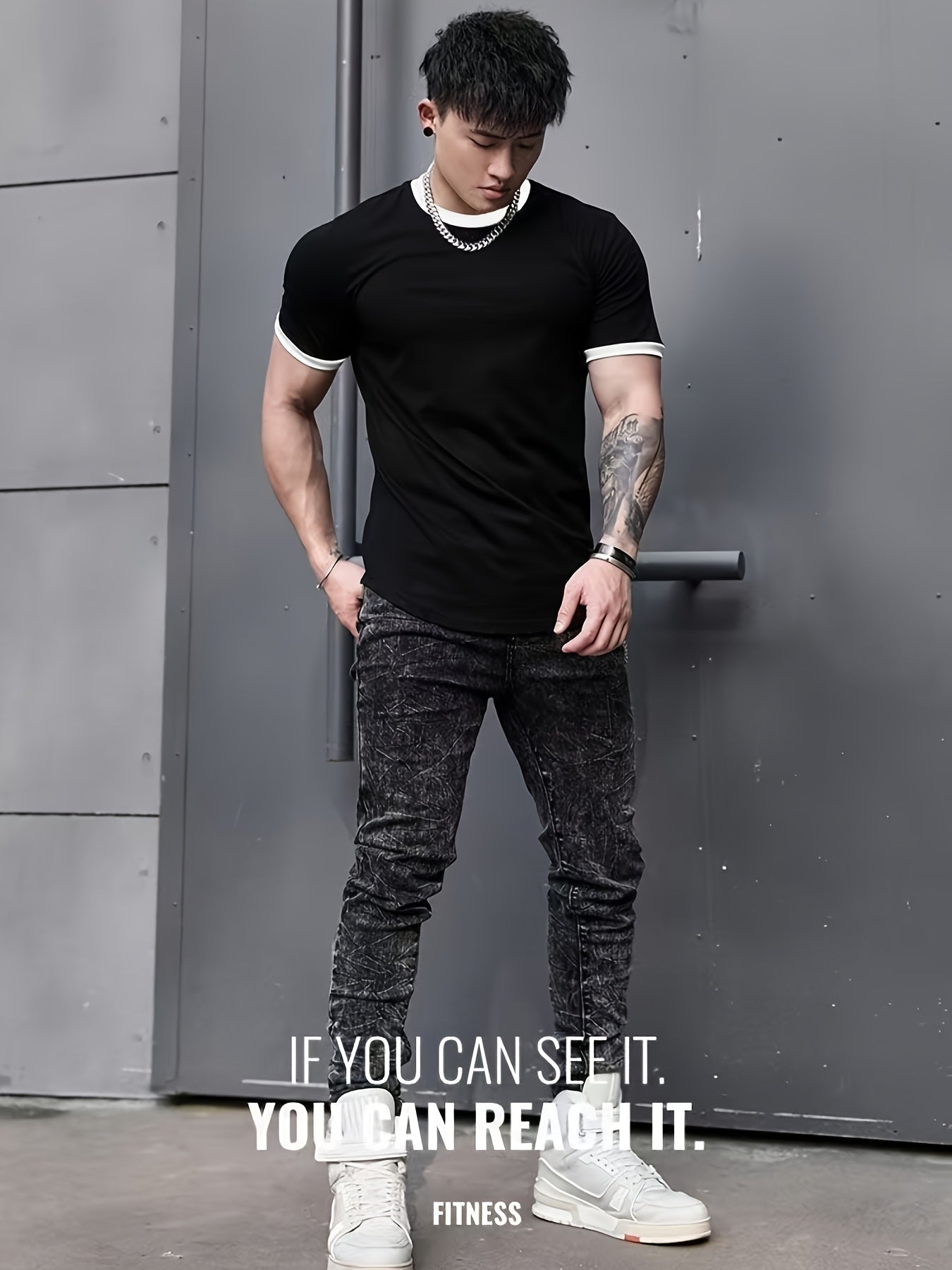 Dynamic Stretch, Men's Slim-Fit Black Athletic T-Shirt - Breathable.