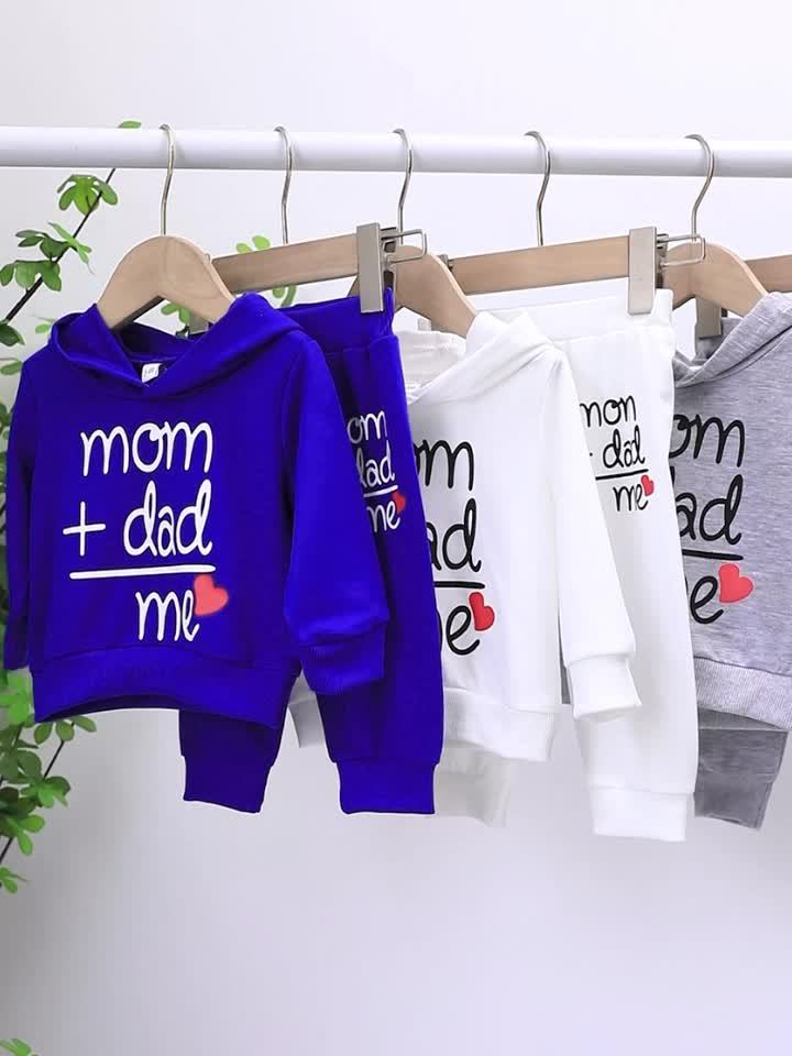 Fashion Set For Baby Boys, Featuring A Heart, 'Love Dad Mom'