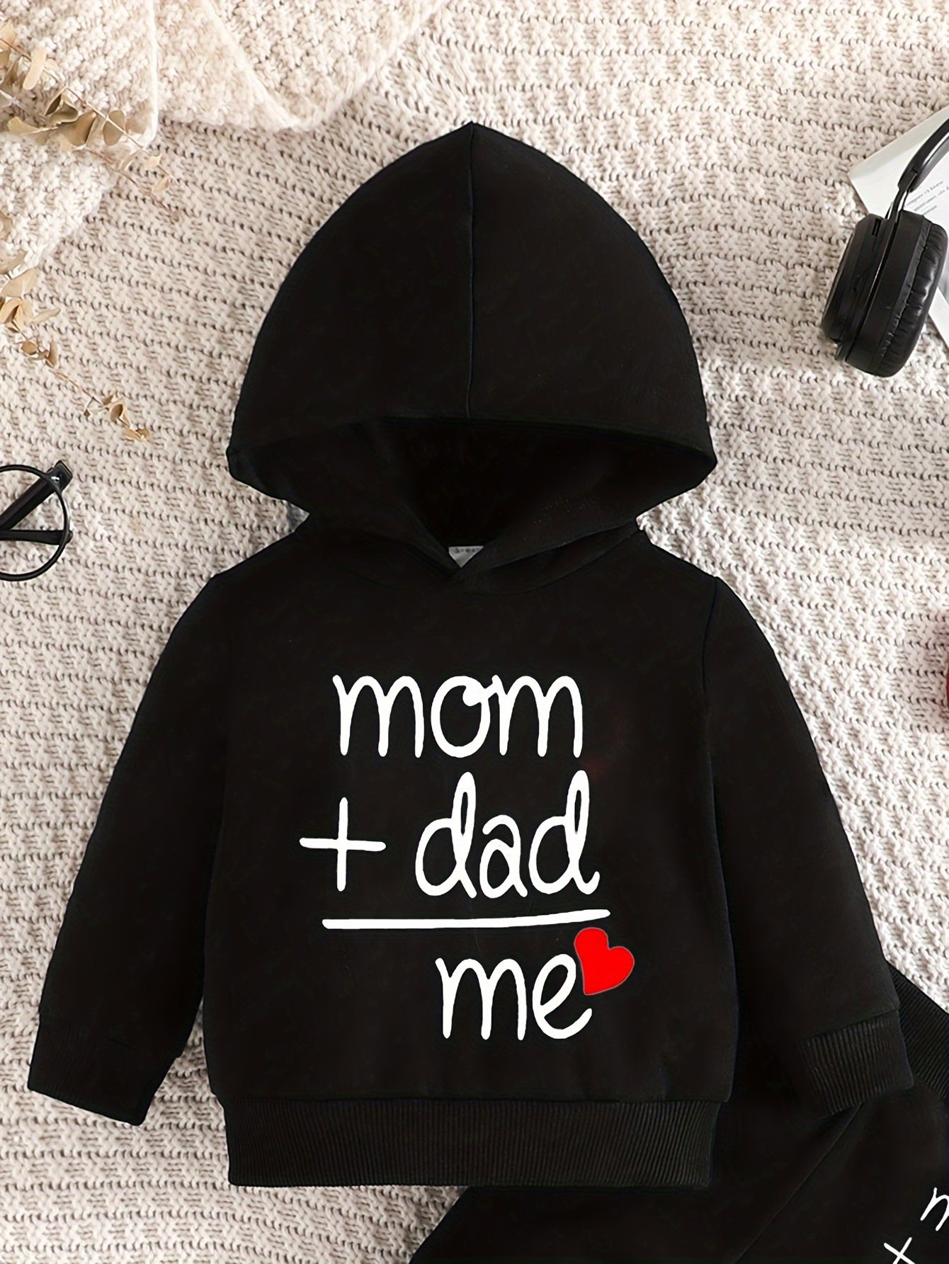 Fashion Set For Baby Boys, Featuring A Heart, 'Love Dad Mom'