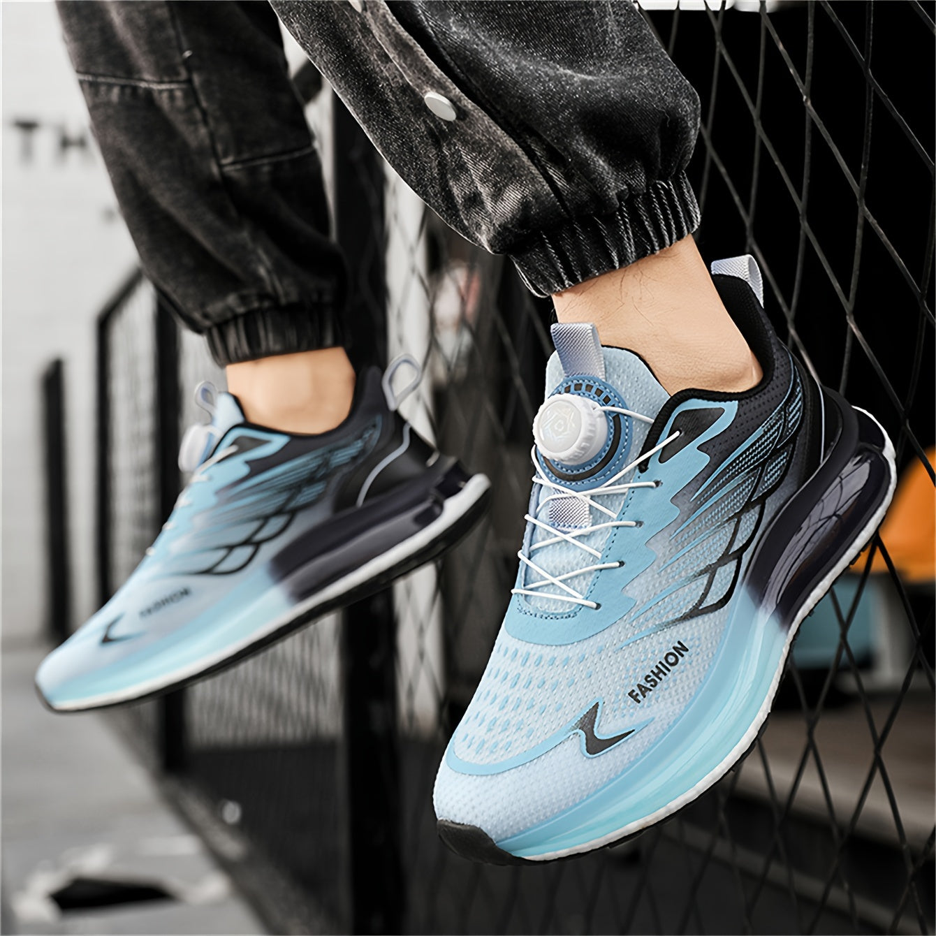 Men's Casual Sports Sneakers Breathable Mesh Fabric,