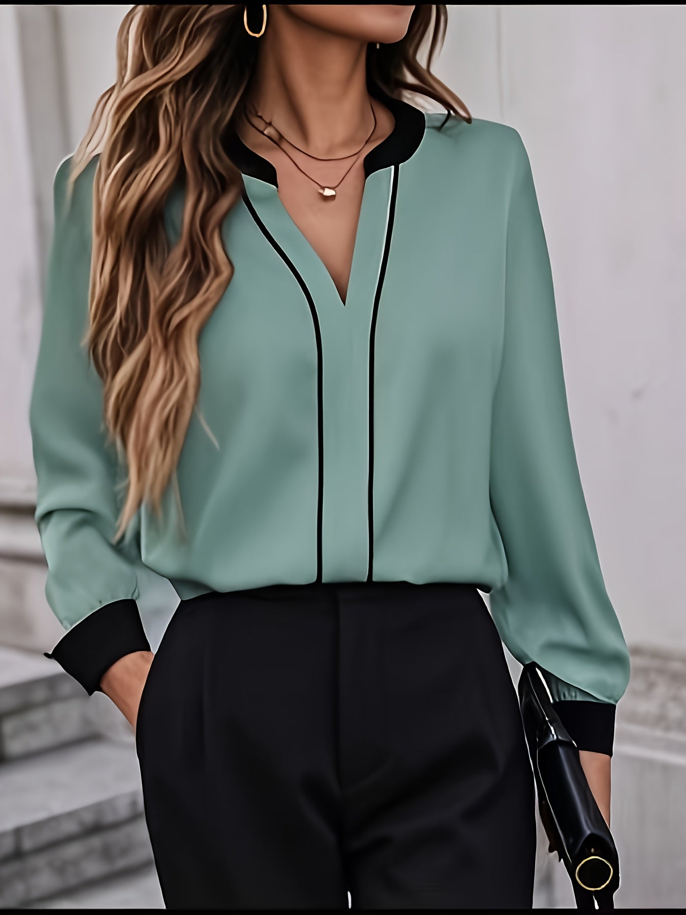 1,Women's Elegant Blouse.