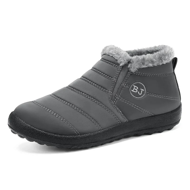 Cotton shoes, winter new couple snow boots with plush and thick cotton boots.