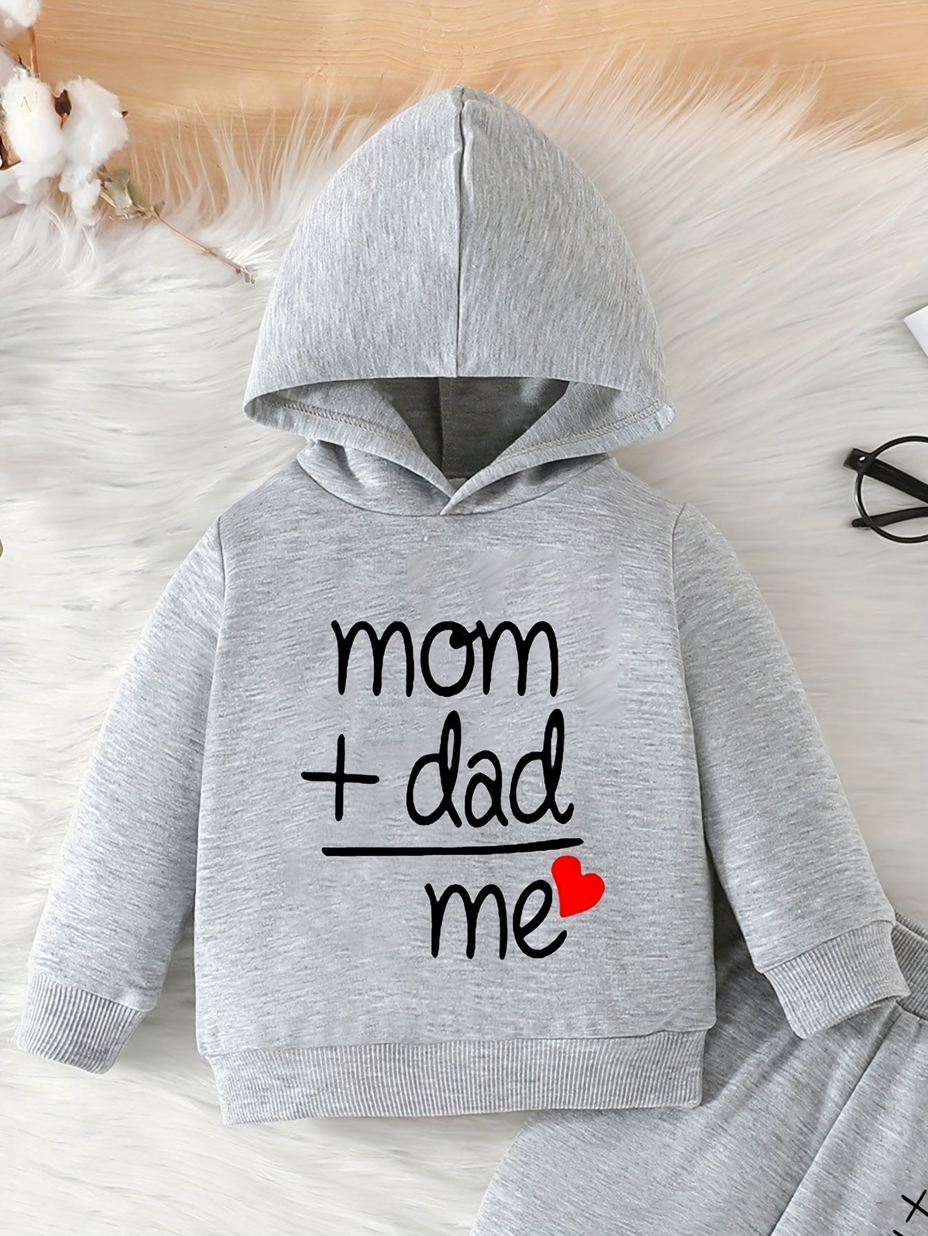 Fashion Set For Baby Boys, Featuring A Heart, 'Love Dad Mom'