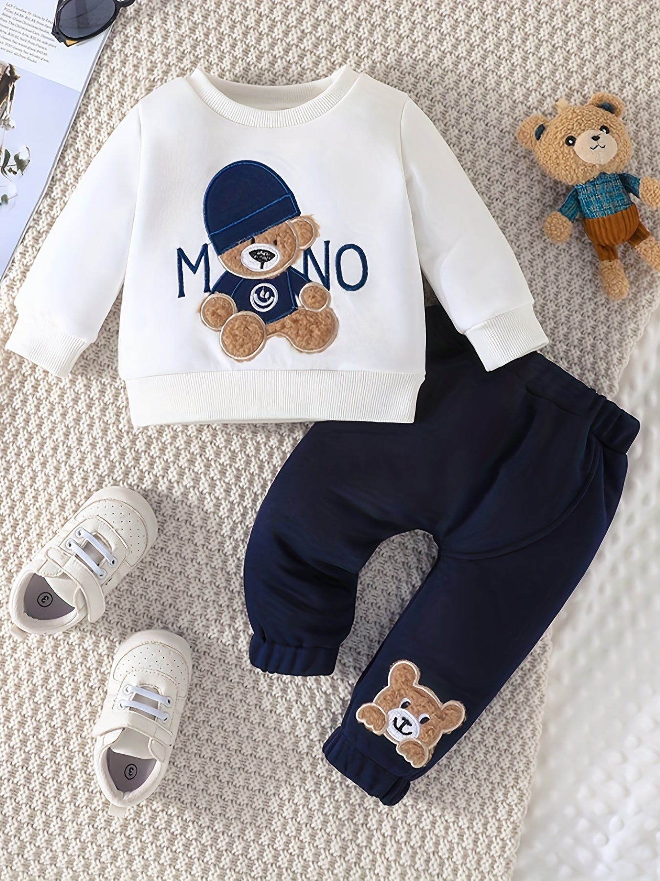 Baby  Cute Little Bear Print Sweatshirt Set, Long Sleeve Round Neck Top