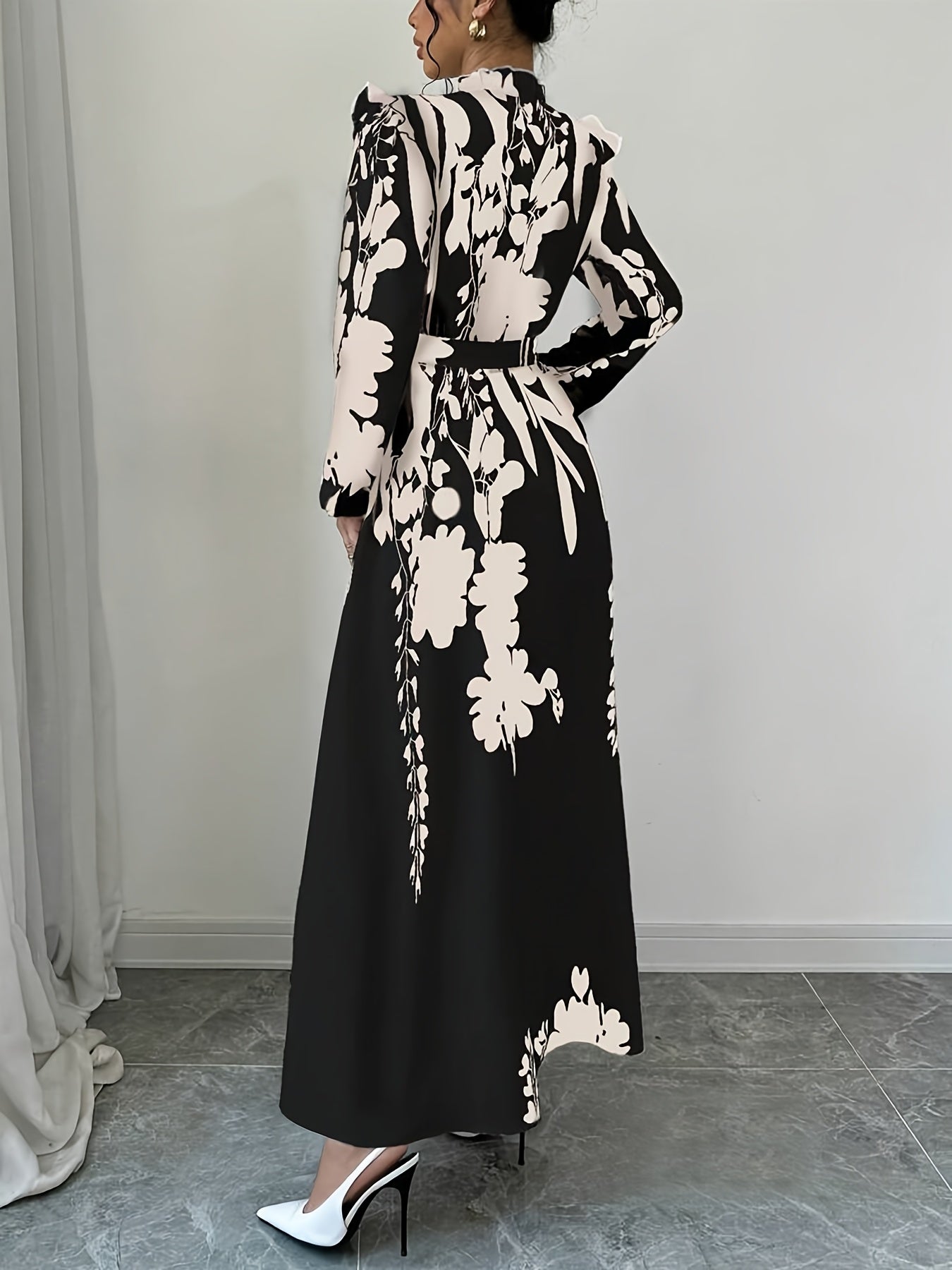 Elegant Floral Print Long Sleeve Dress.