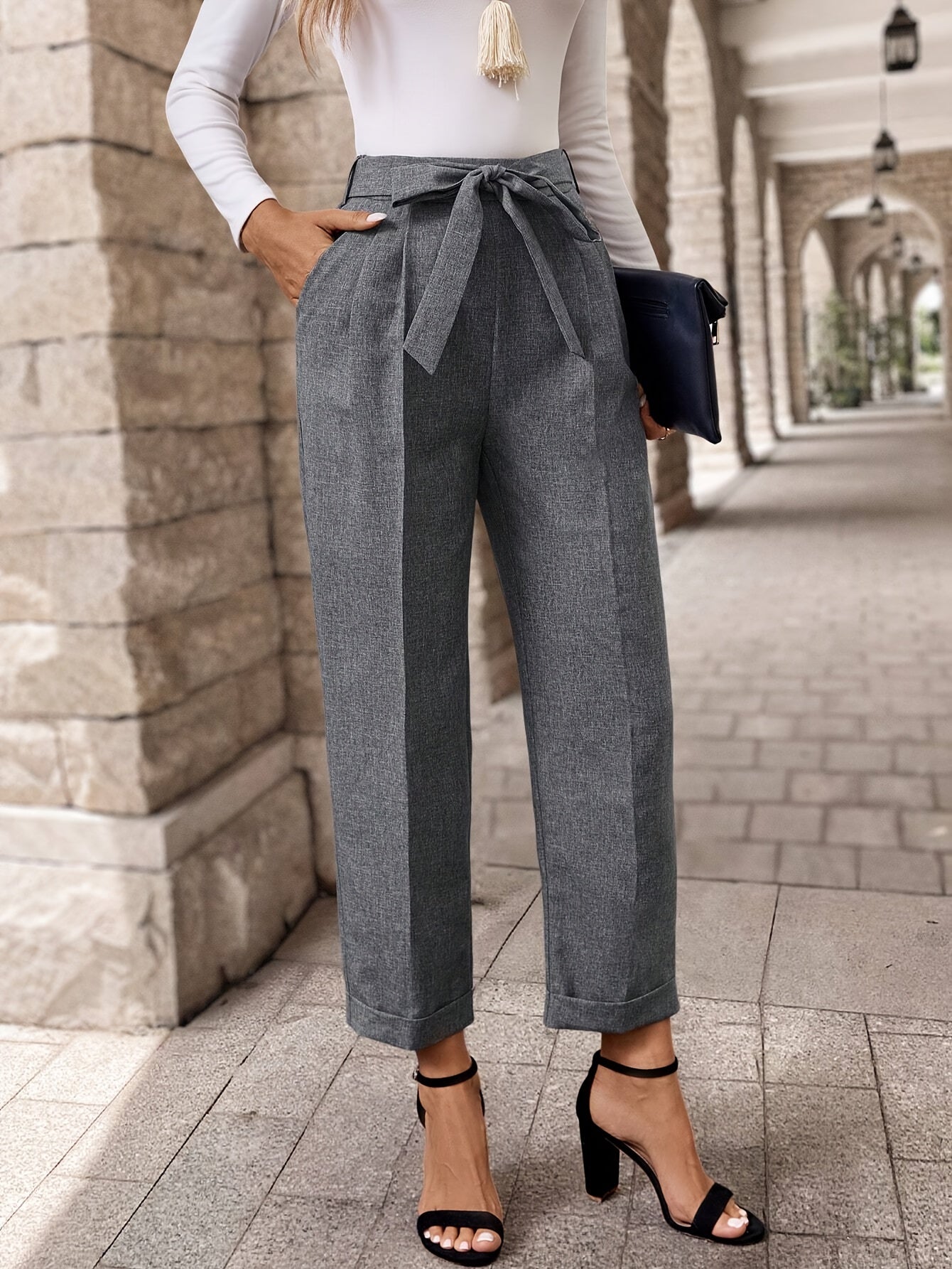 Elegant Pleated Tapered Trousers with Pockets & Belt  | Product Universal